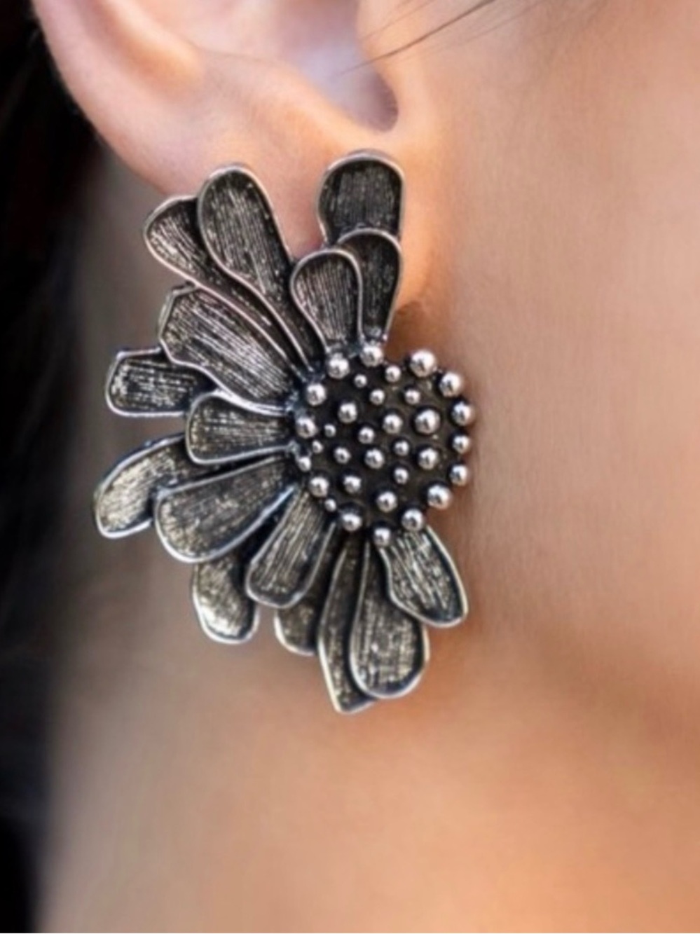 "Farmstead Meadow" Post-Back Earrings